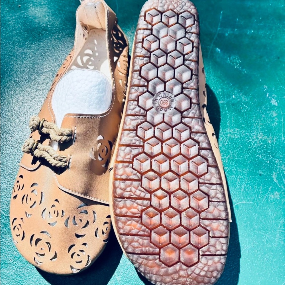 ✨ Tan Women’s Shoes with Cutout Design ✨